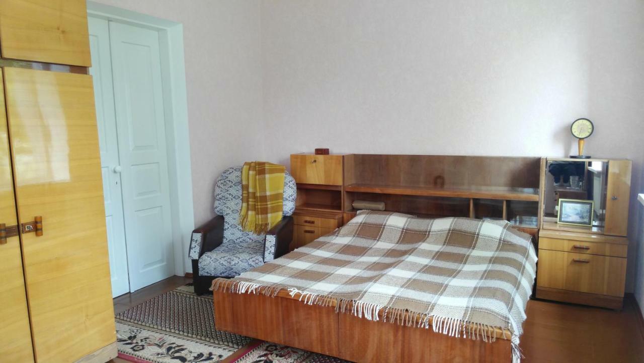 Separate Room Homestay In A Private House, Facilities Shared With Owner Berdychiv Exterior photo